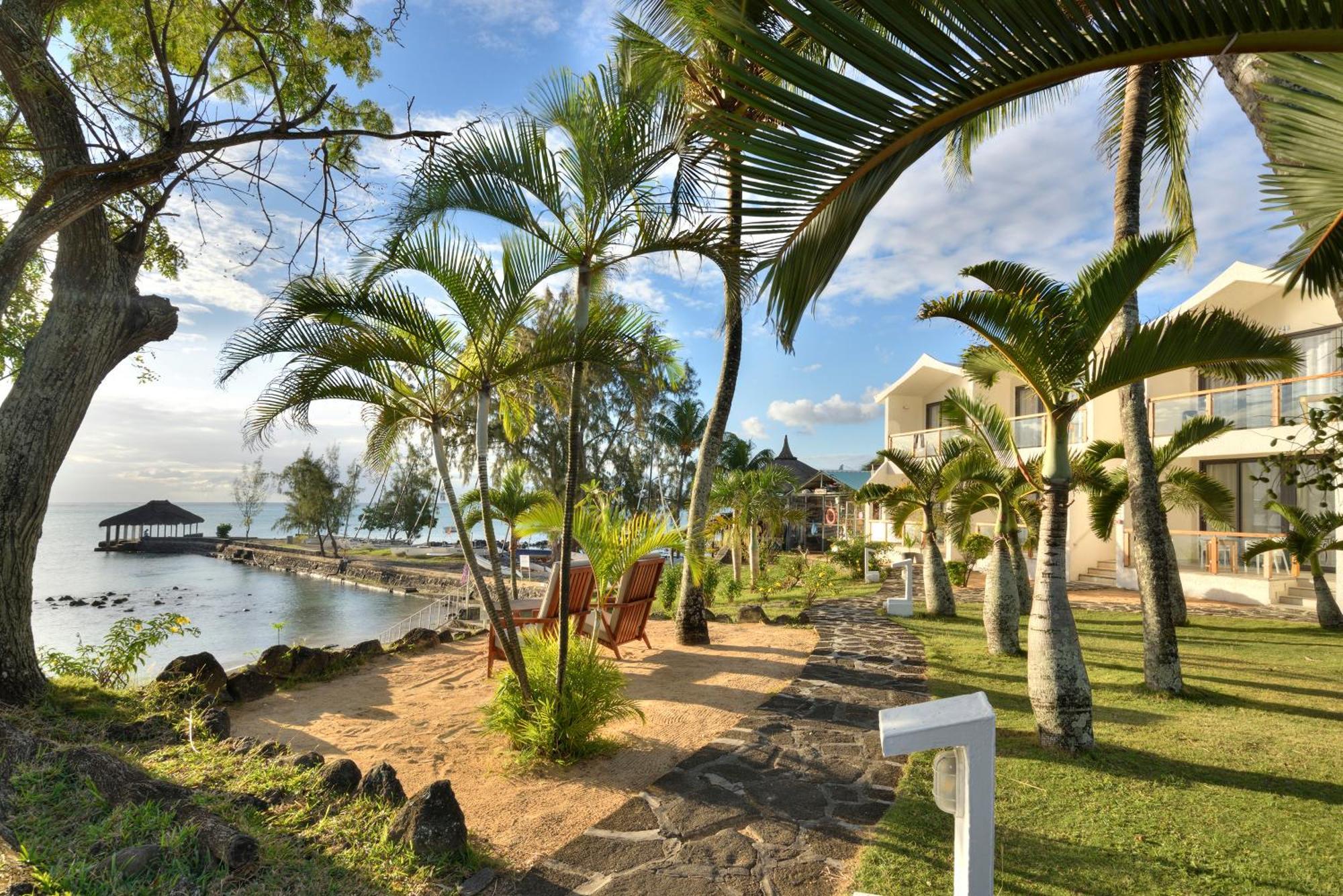Coral Azur Choisy 3*