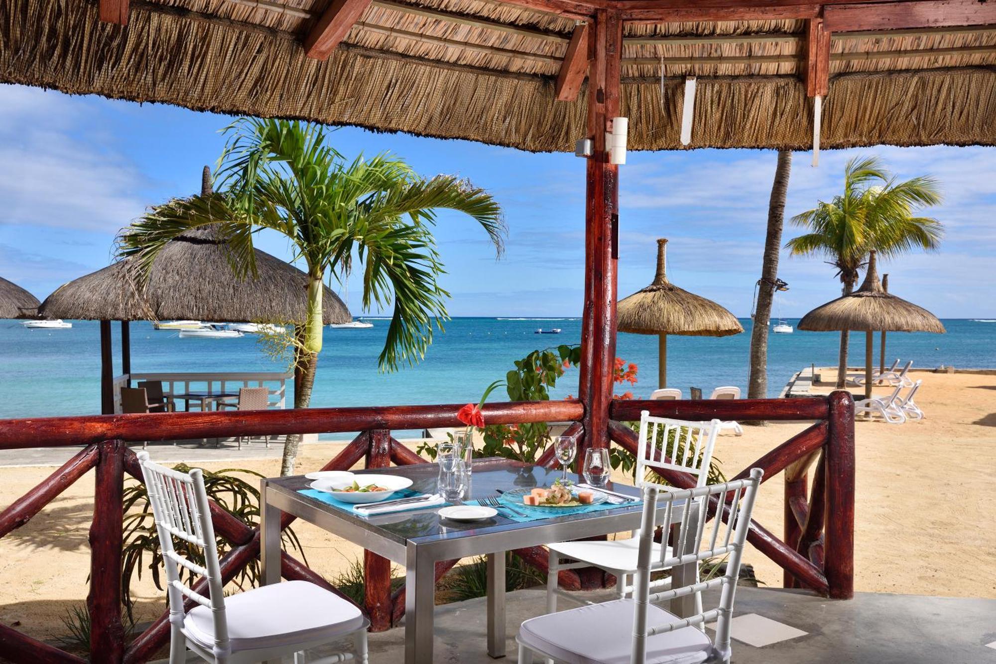 Coral Azur Choisy 3*