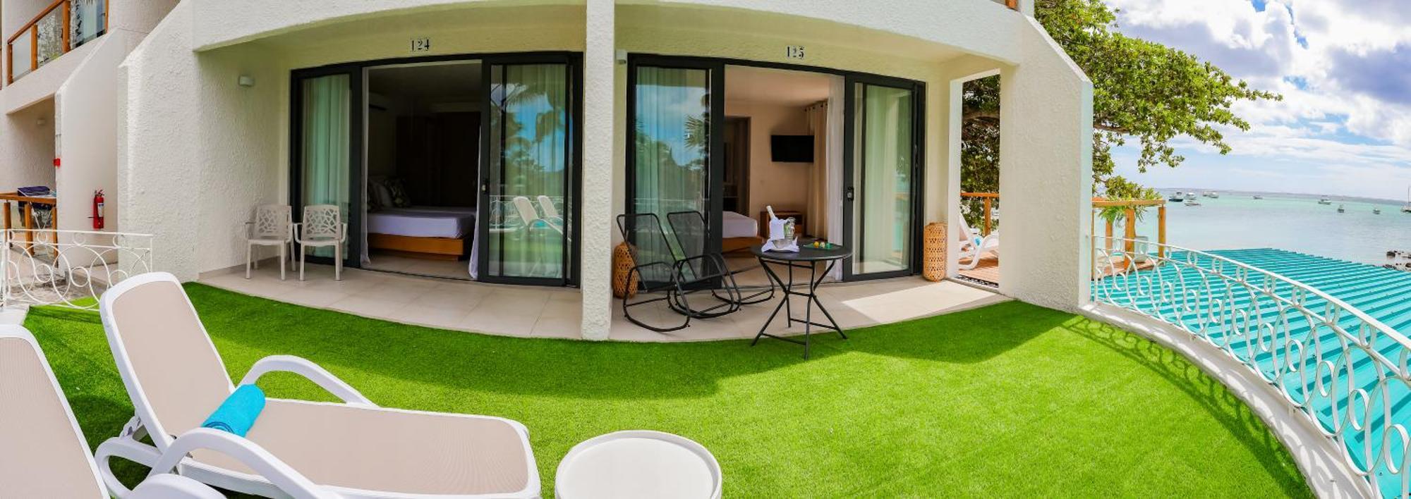 Coral Azur Choisy 3*